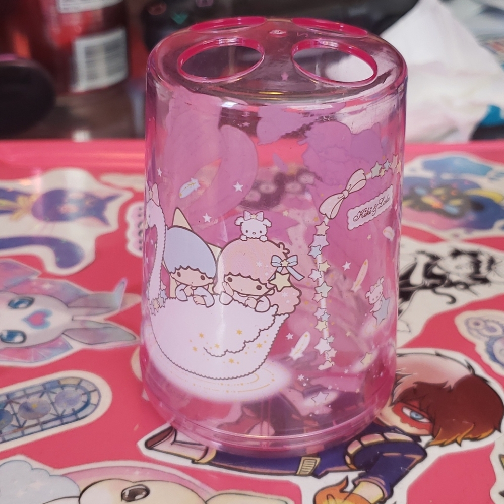 Sanrio Little Twin Stars toothbrush holder